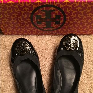 Tory Burch Caroline Flats, like new